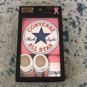 Converse Infant Set